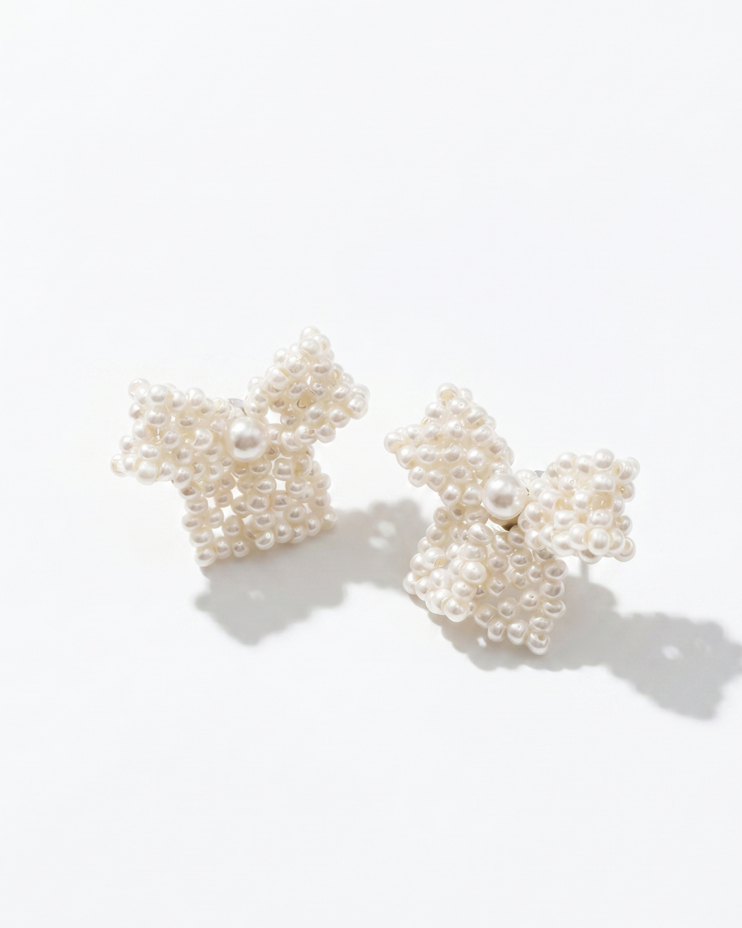 Chérie Bow Earring