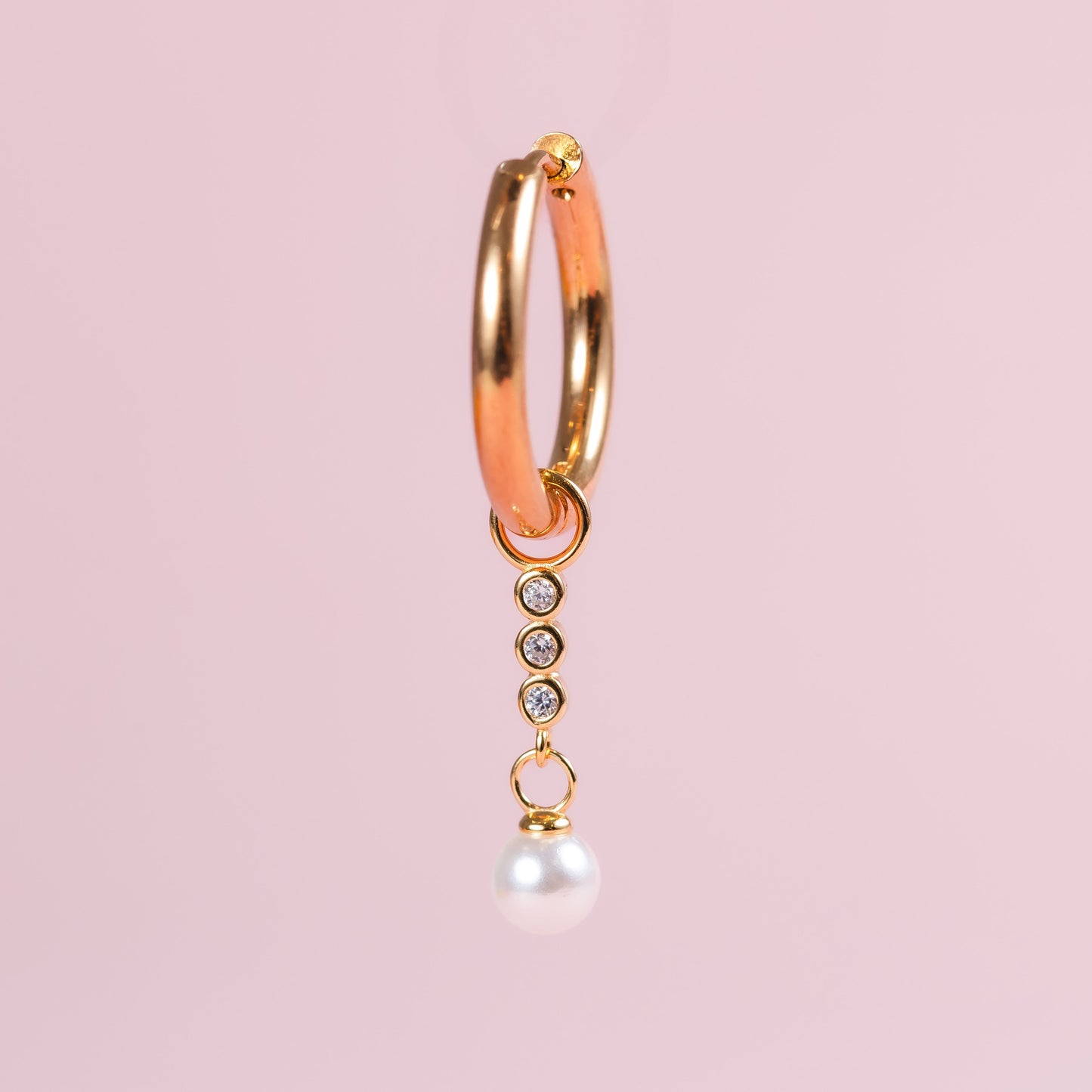 Pearla Diamond Charm